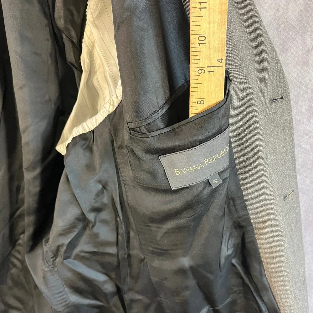 Banana Republic Blazer Men 46L Grey Wool Blend Made in Italy 3-Button Sport Coat